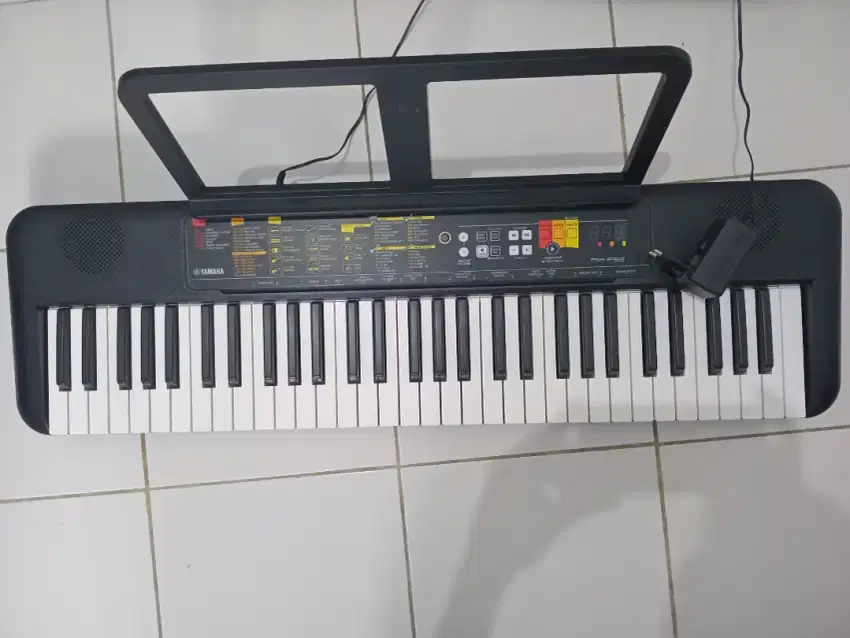 Jual Yamaha PSR F52