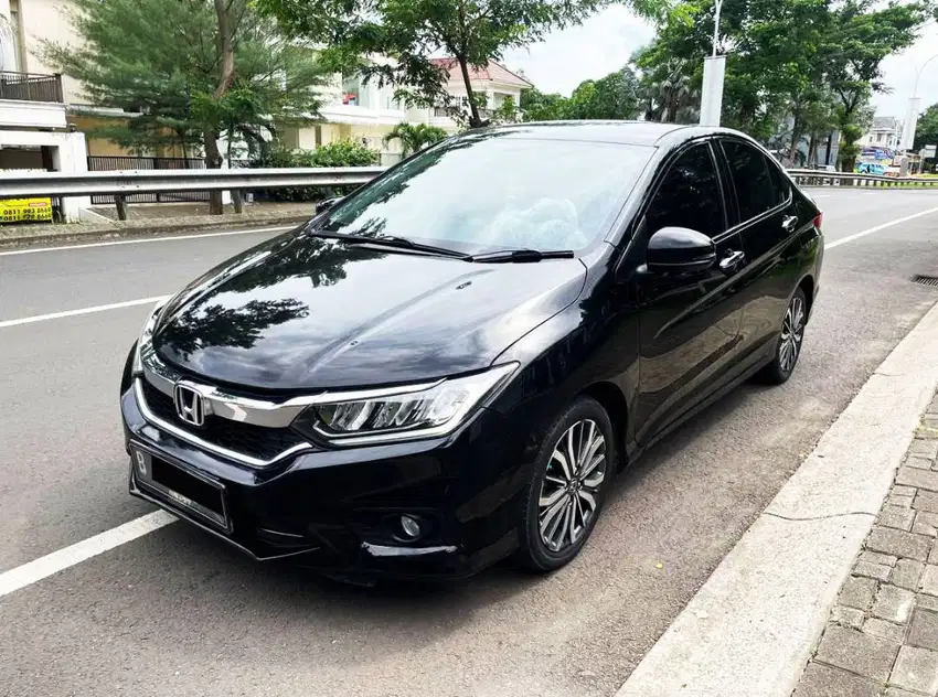 Honda City E AT 2017 Facelift Apik dan Terawat