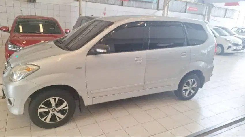 Toyota Avanza G  2011