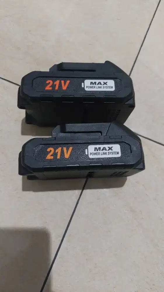 Baterai LXT Cordless Lithium impact