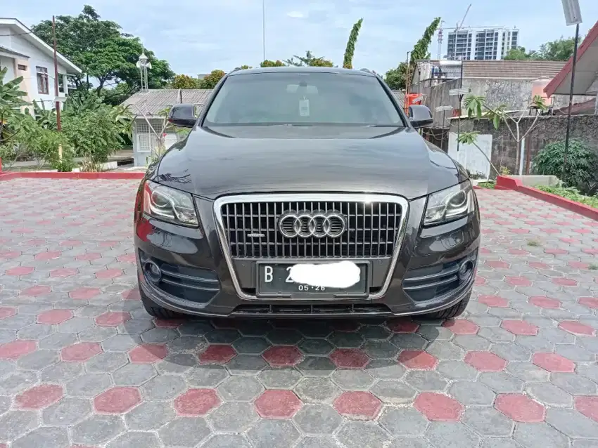 Di jual audi Q5 quatro 2.0 turbo 2011