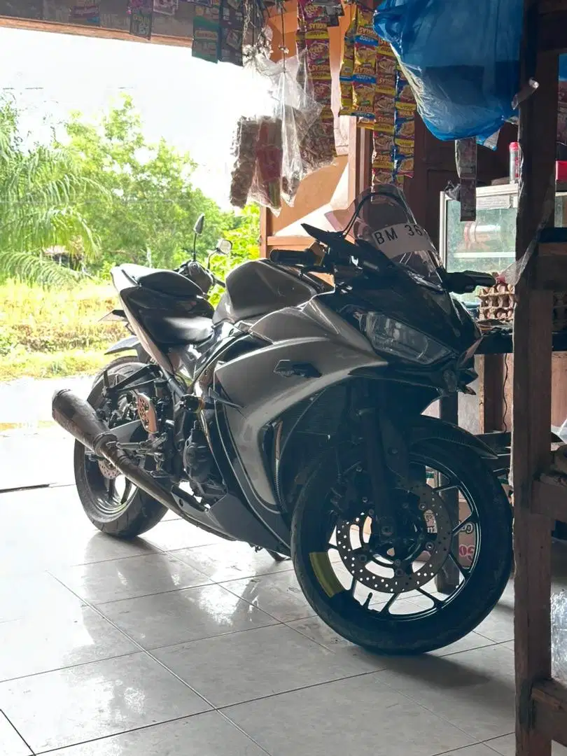 YAMAHA R25 MOTOR BEKAS