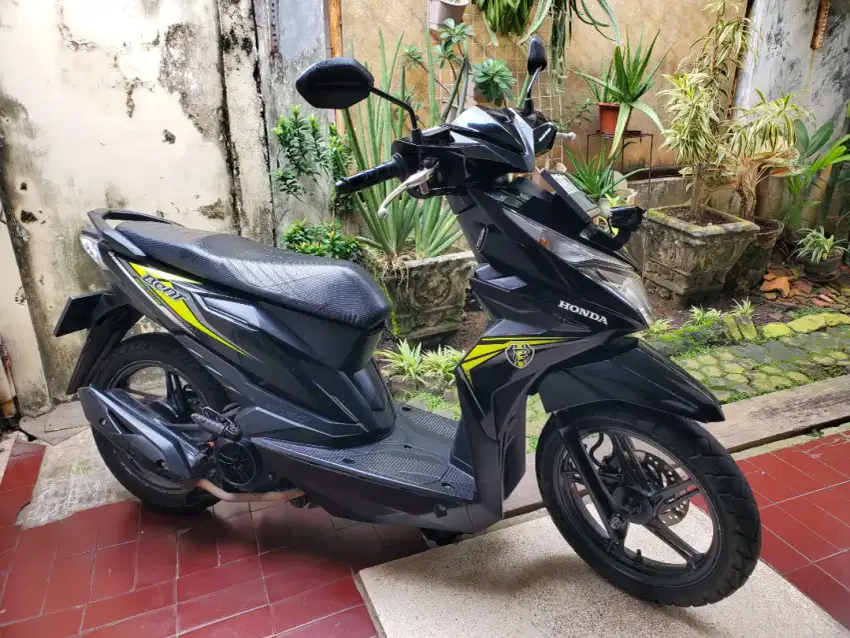 Honda Beat Fi 2019 Hitam full orisinil.