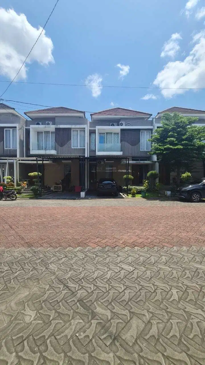 Rumah minimalis modern di cluster elite gentan solo