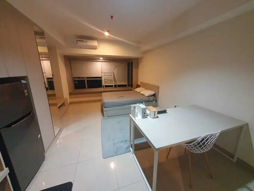 Sewa Apartemen Studio 1BR 42 m² Orange County Lippo Cikarang, 60JT/Thn