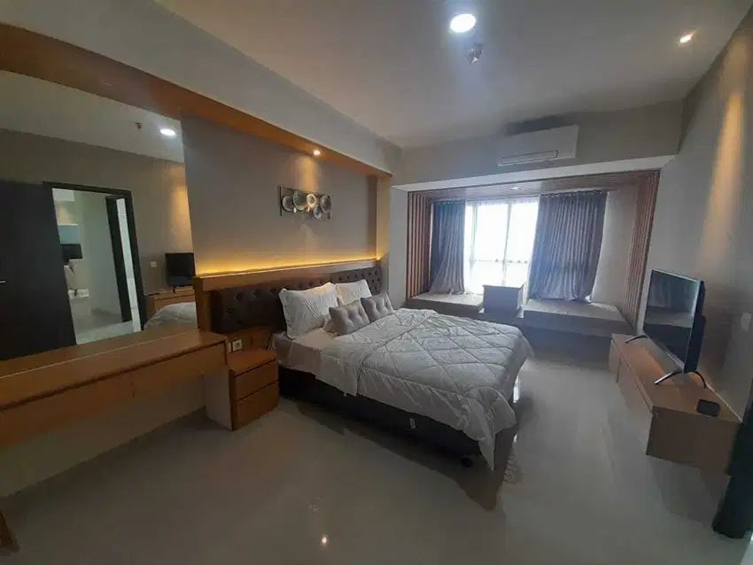 Sewa Apartemen 2BR 92 m2, Orange County Lippo Cikarang, 135 Juta/Thn!