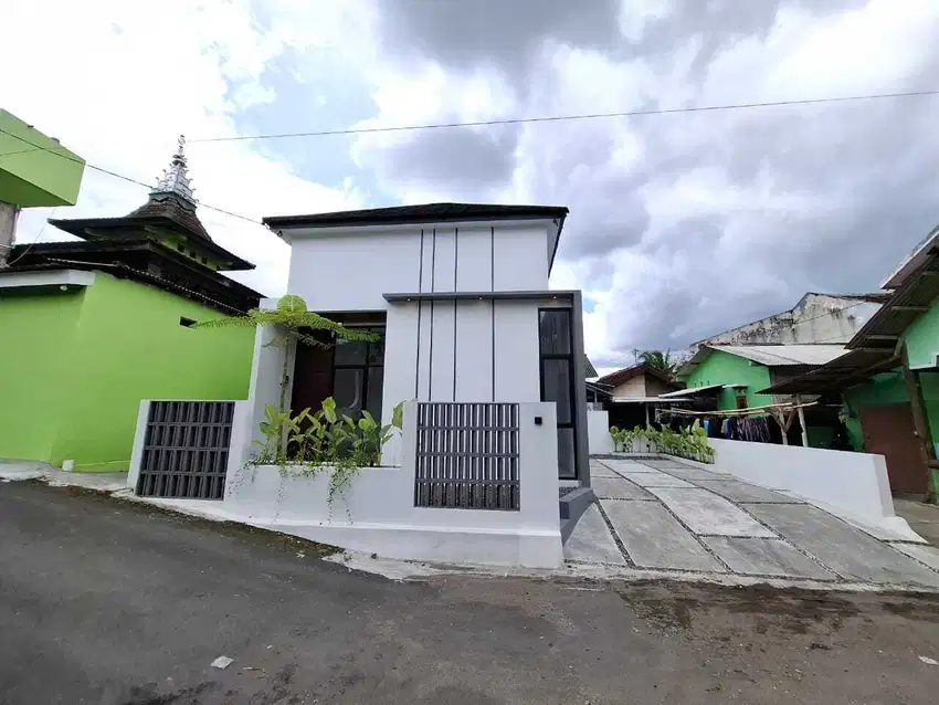 RUMAH MODERN LINGKUNGAN NYAMAN DI SLEMAN UTARA 500JTan