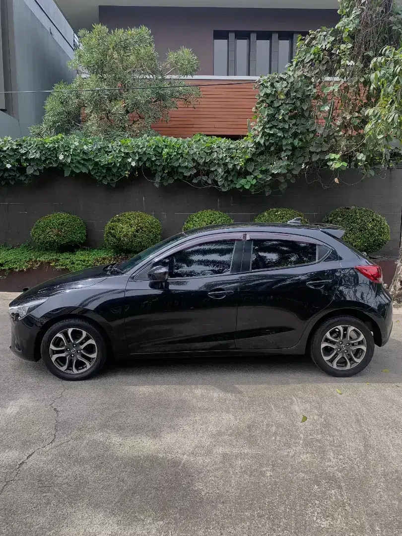 Mazda 2 skyactif 2015