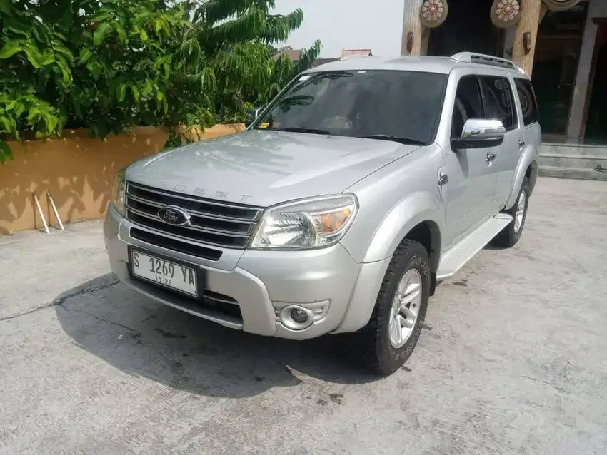 Ford Everest 2.5 XLT 2012  Plat S agus mobil bekas sekoto