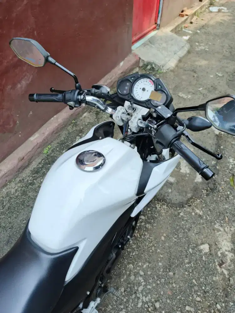 Dijual Cepat Honda CB 150 R old