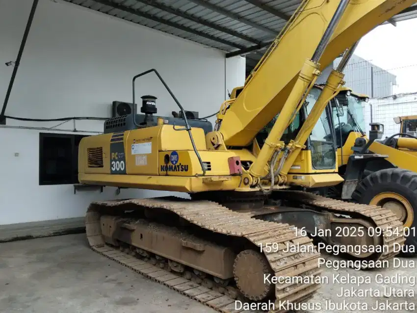 Exca Komatsu pc300