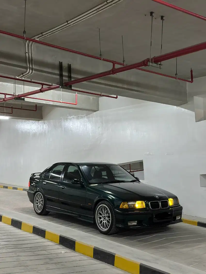 BMW E36 323i Boston Green Limited Edition  1997