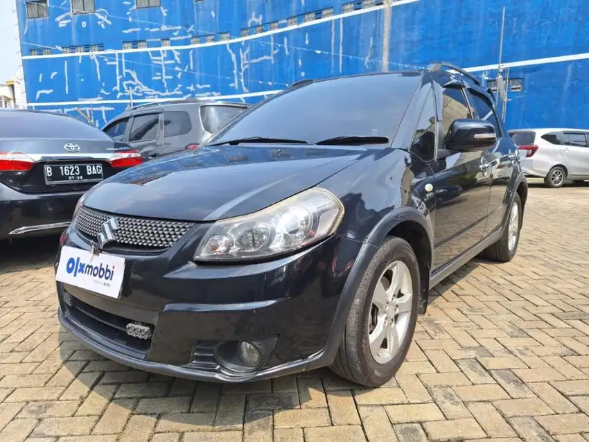 [OLXMOBBI] DP Rendah Suzuki SX4 1.5 X-Over Bensin-AT 2010