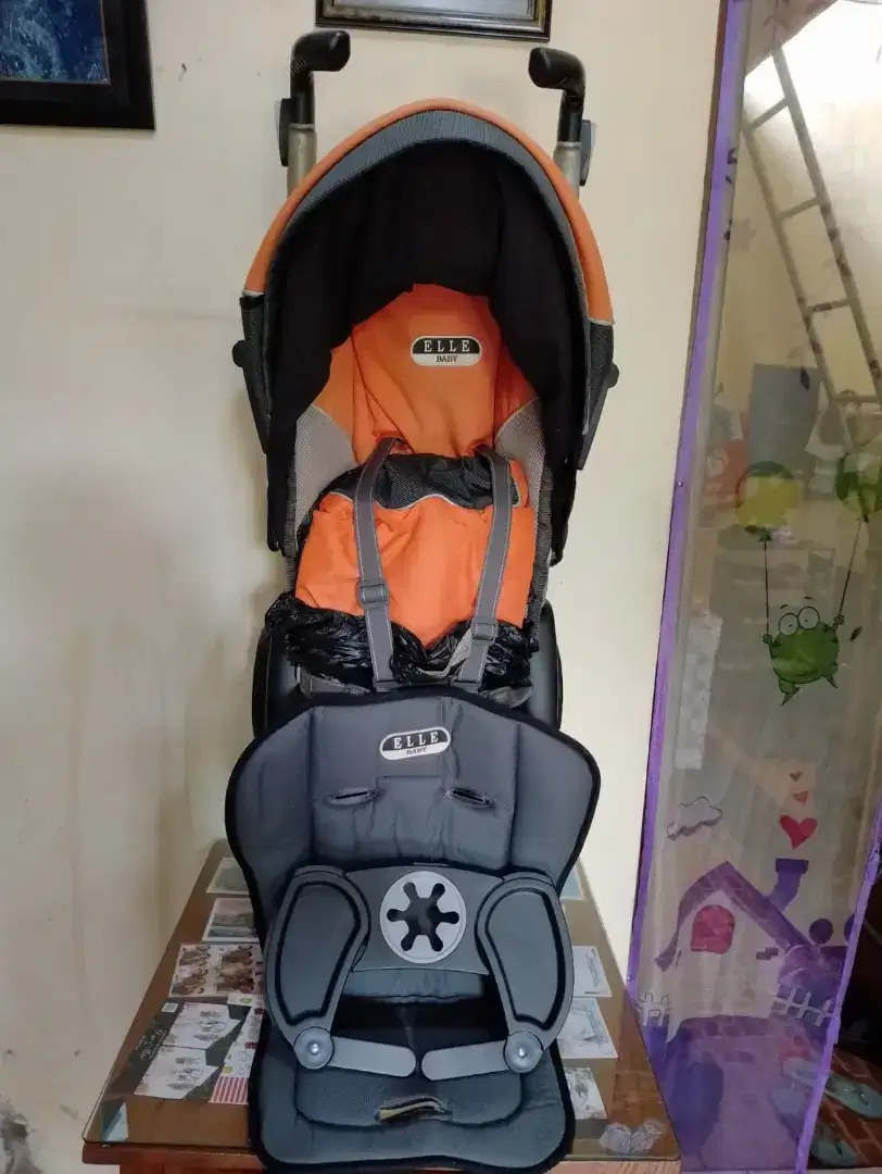 Jual cepat! Stroller baby. Kereta bayi lipat.