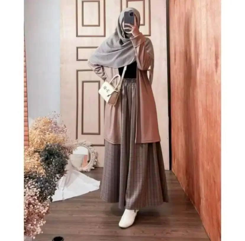 Azkya Skirt Warna Hazelnut Wood