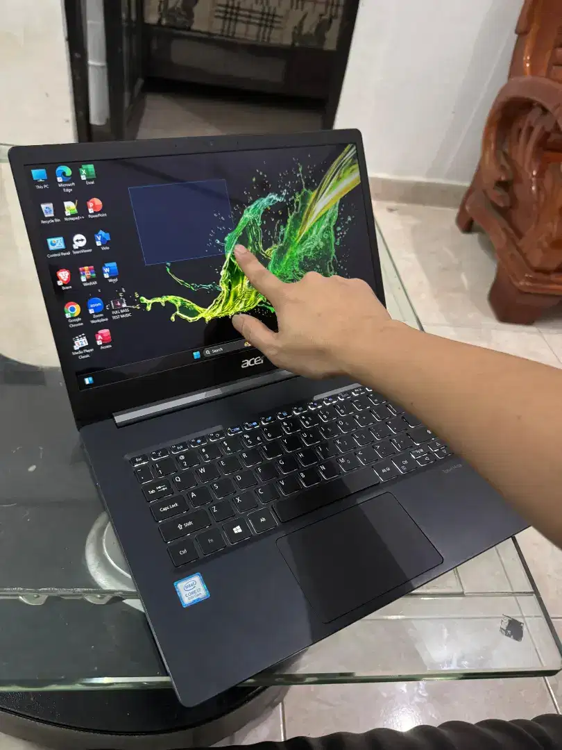 Laptop Acer X514-51TouchScreen,Ram 16GB,SSD 512GB,Mulus No Minus