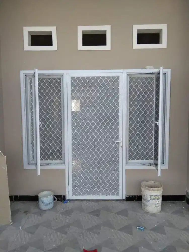 Pintu geser jendela geser dll dr almunium