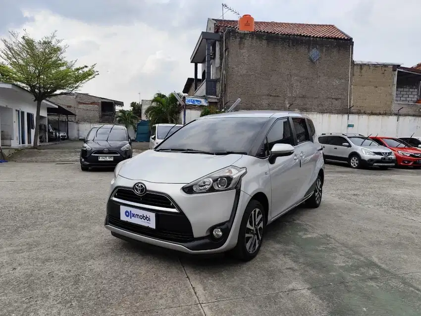 Pajak Panjang - Toyota Sienta 1.5 V Bensin-AT 2016