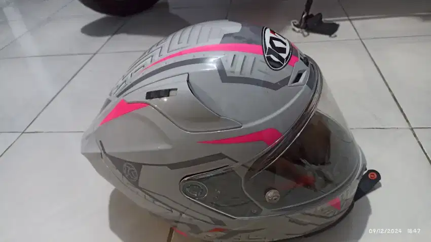 Helm kyt striker 2 XL