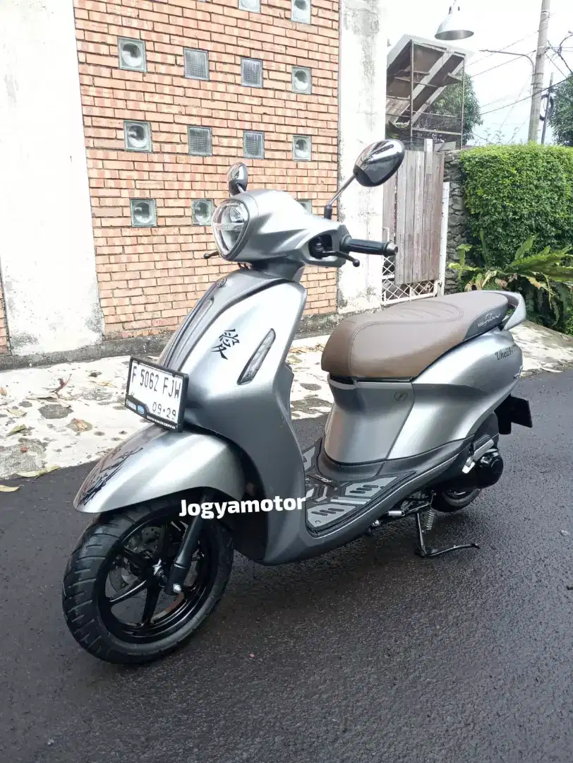 Yamaha Grand fillano lux tahun 2024 km low 2000