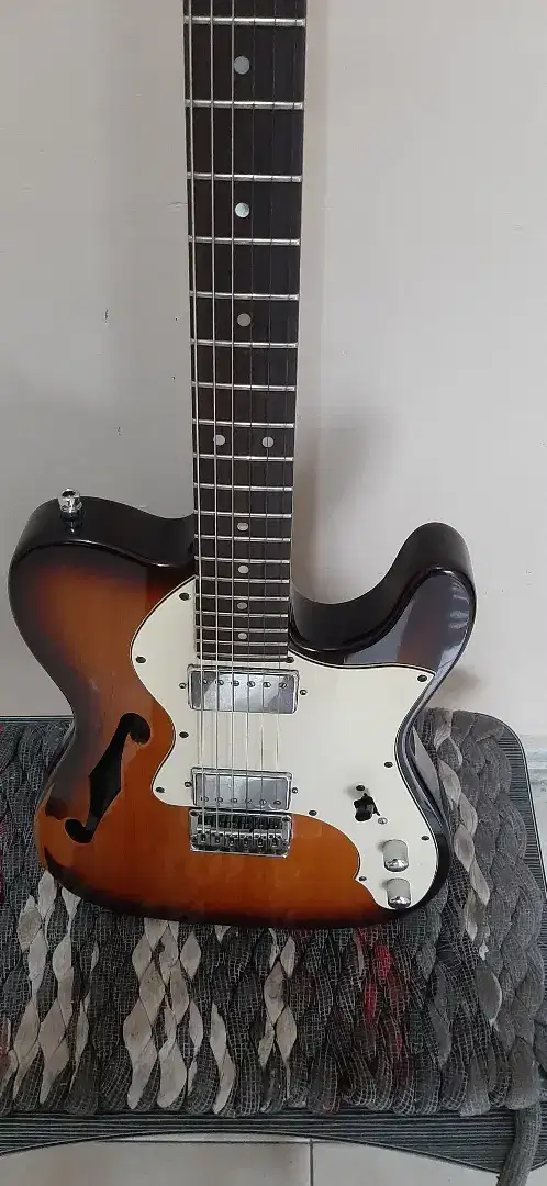 Gitar Elektrik thinline telecaster semi hollow