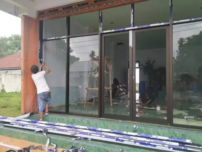 Melayani pembuatan kusen pintu dll