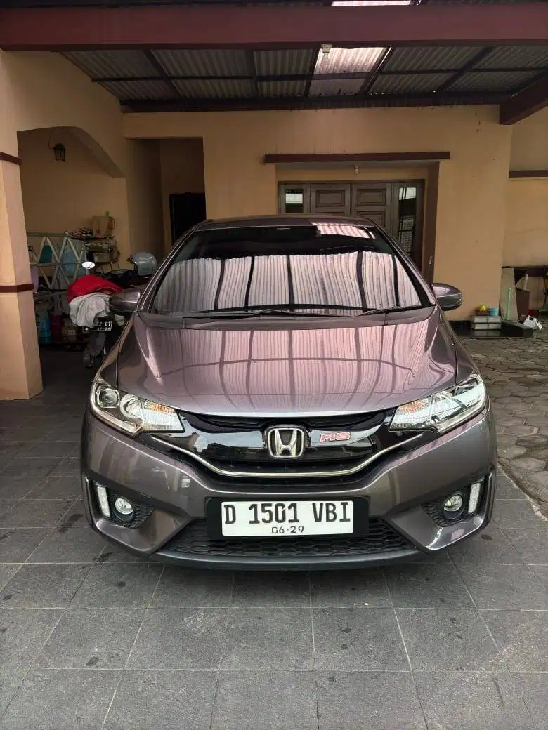 Honda Jazz RS matic 2017 grey KM 60ribuan