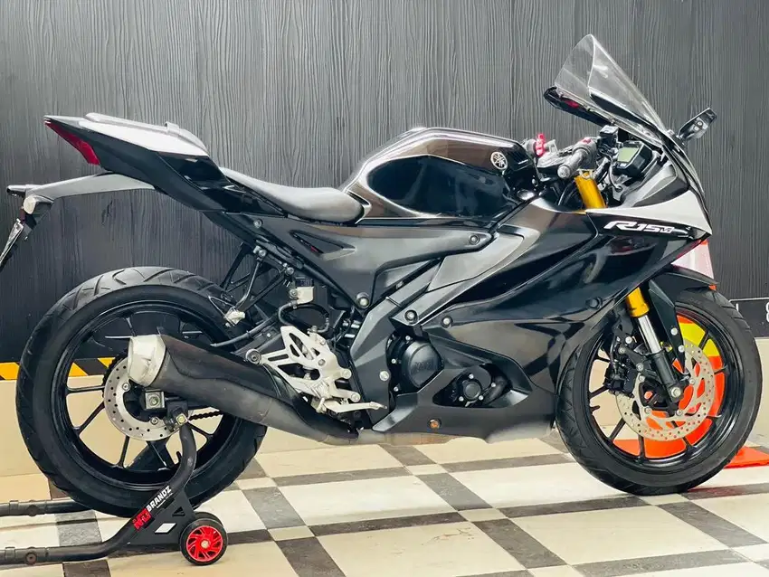 Yzf R-15 v4 connected yamaha r-15 v4 yzfR-15 v4 hitam yzf R 15 v-4