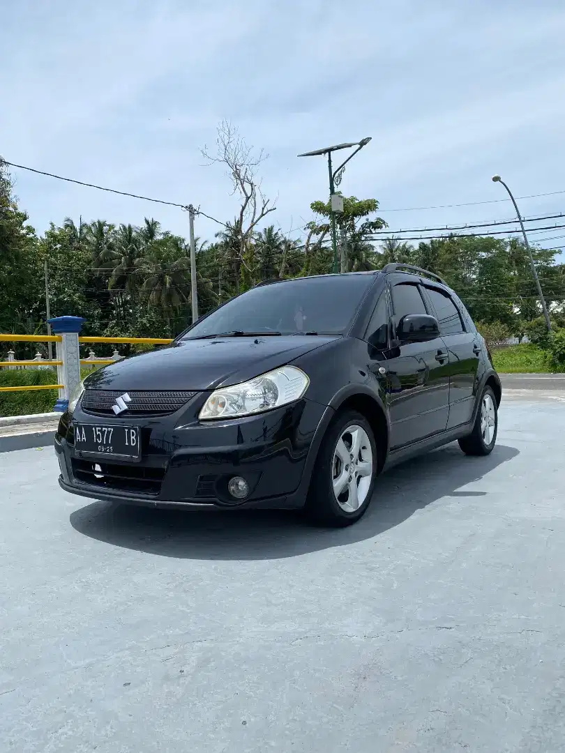 SX4 X-Over 2008 Matic Hitam