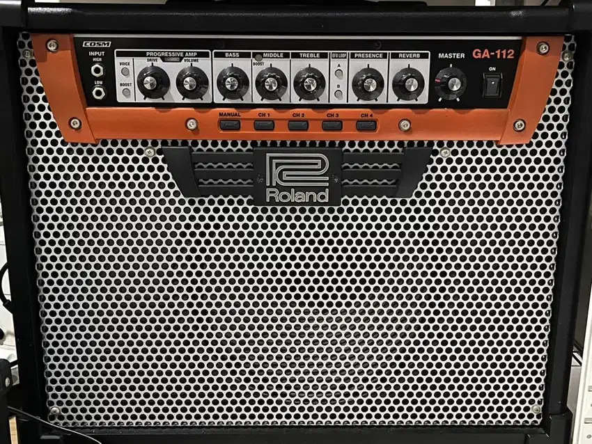 Guitar Amplifier Roland GA-112