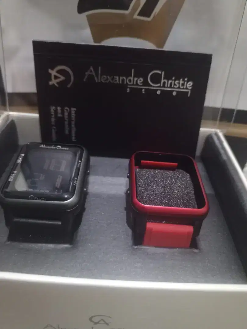 Jam tangan Alexandre Christie