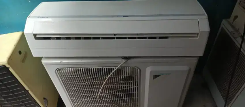 Jual ac merk daikin