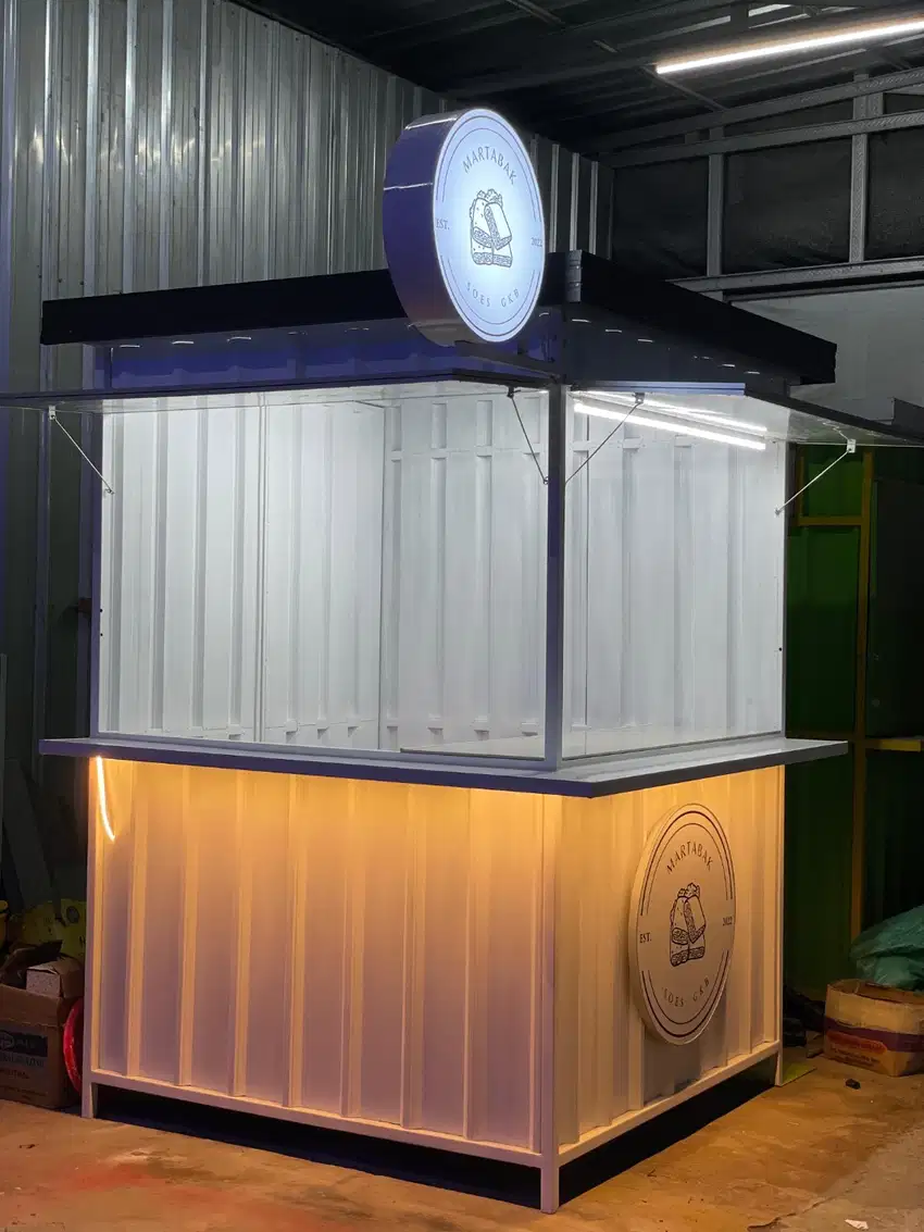 BU BOOTH CONTAINER