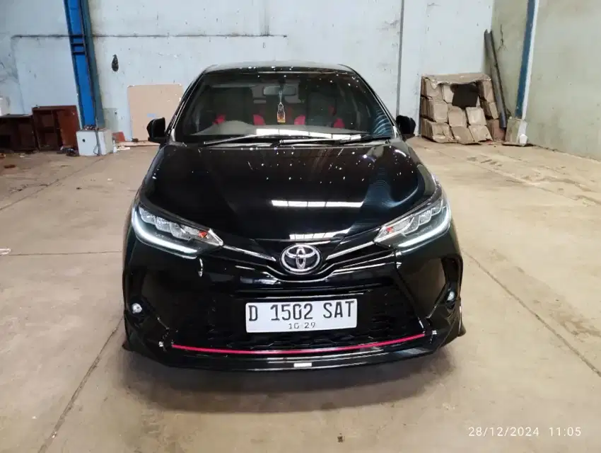 KM 11 rb an new Yaris TRD AT