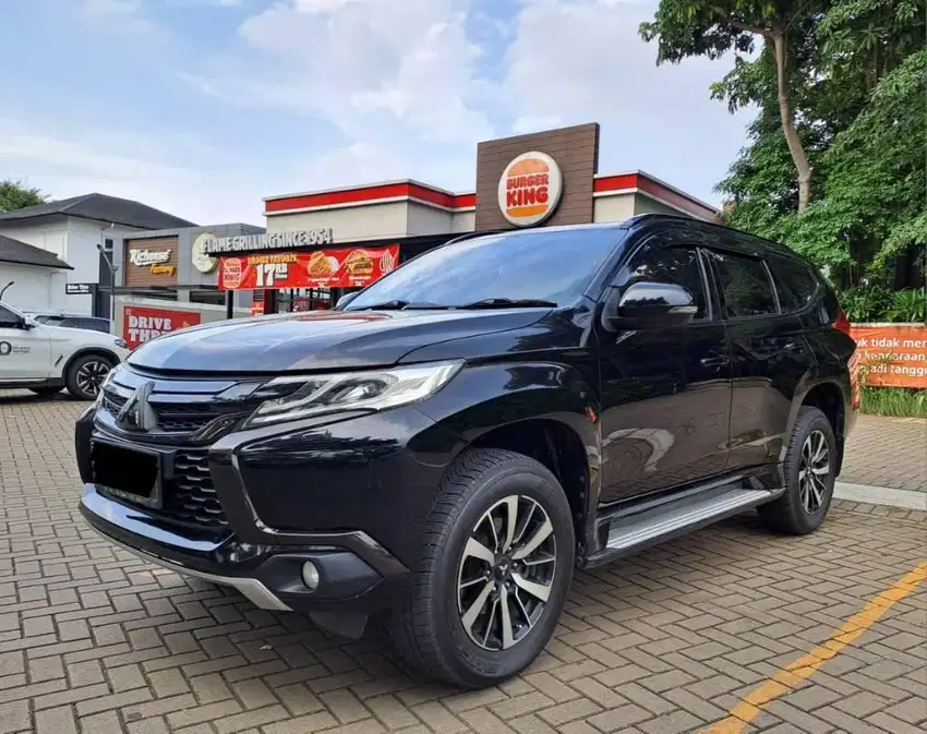 MITSUBISHI PAJERO DAKAR 2.4 AT 2016 HITAM KM 63RB