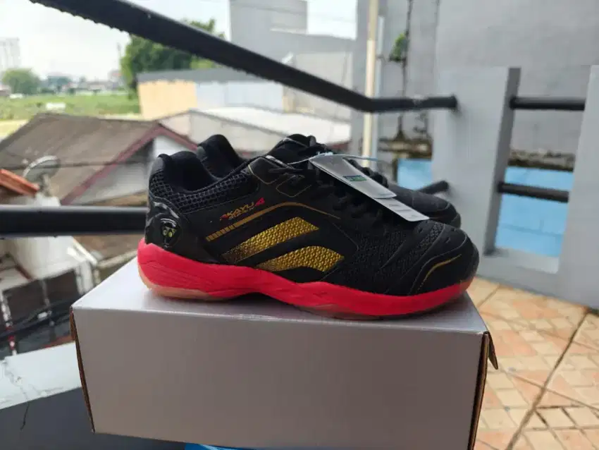 Sepatu badminton Yonex akayu super 4 series