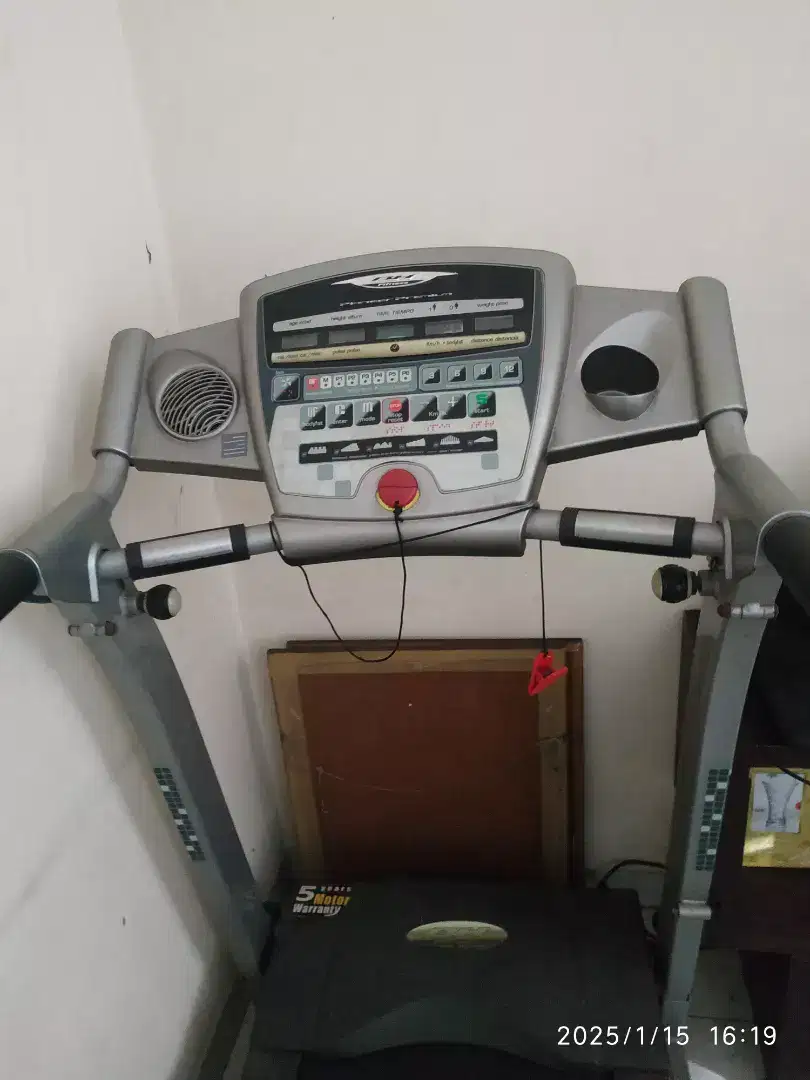 dijual threadmill bekas BH pioneer premium