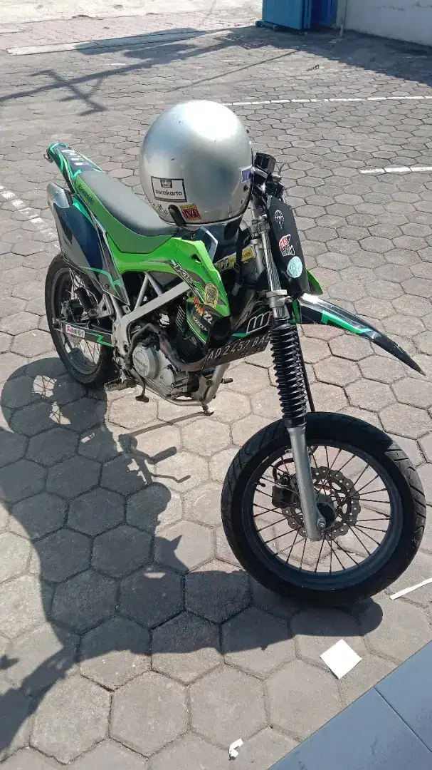 kawasaki klx 150 2016