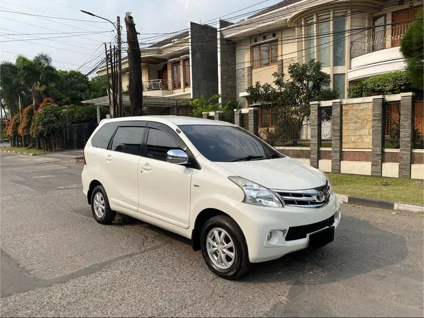 Dp 5jt aja - Avanza G 1.3 matic 2012 Putih || 2013