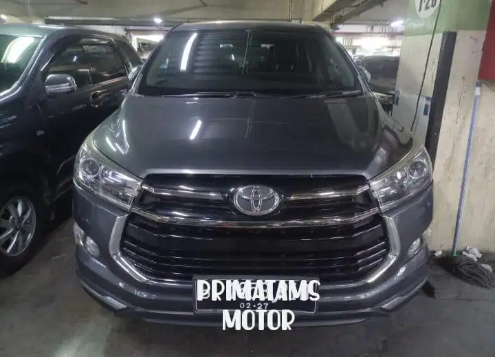 Toyota innova Venturer metik 2017