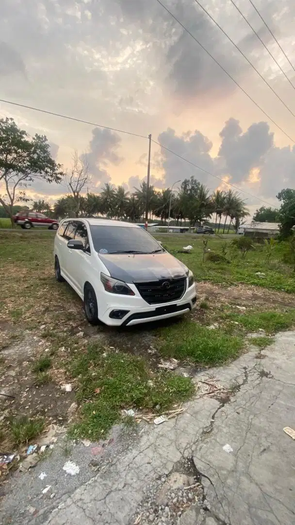 KIJANG INNOVA V 2.5 A/T 2013