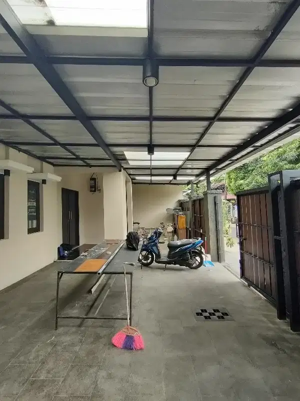 Disewakan rumah ex selebgram at SCBD area Kebayoran Baru Jaksel