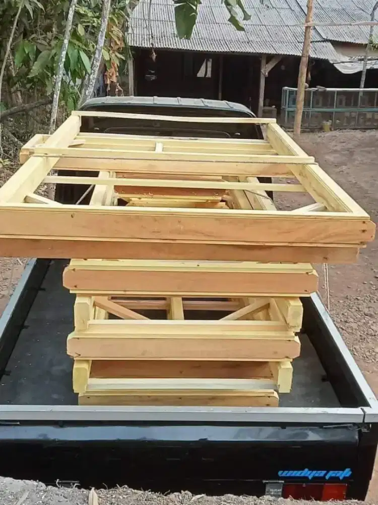 Kusen pintu , kusen jendela