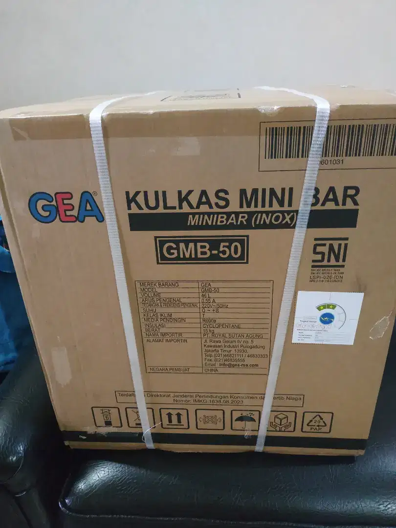 Gea kulkas mini GMB-50