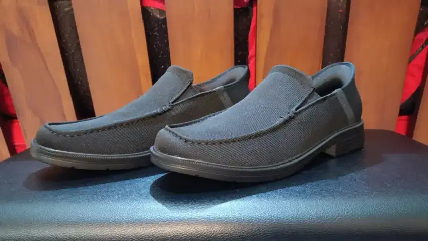 Skechers Slip-ins untuk kerja