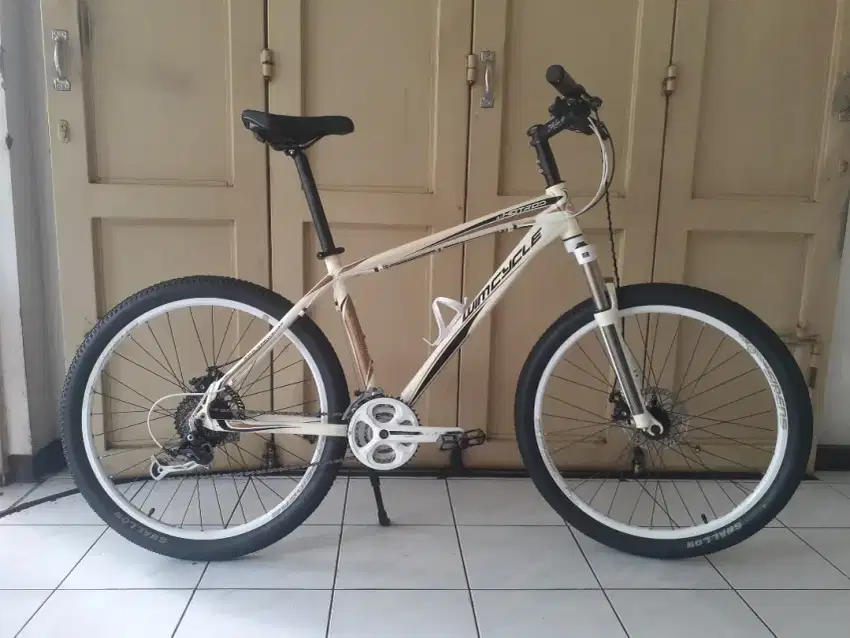 Sepeda Mtb Gunung Istimewa