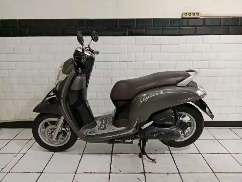 Scoopy stylish tahun 2020 lengkap mesin halus