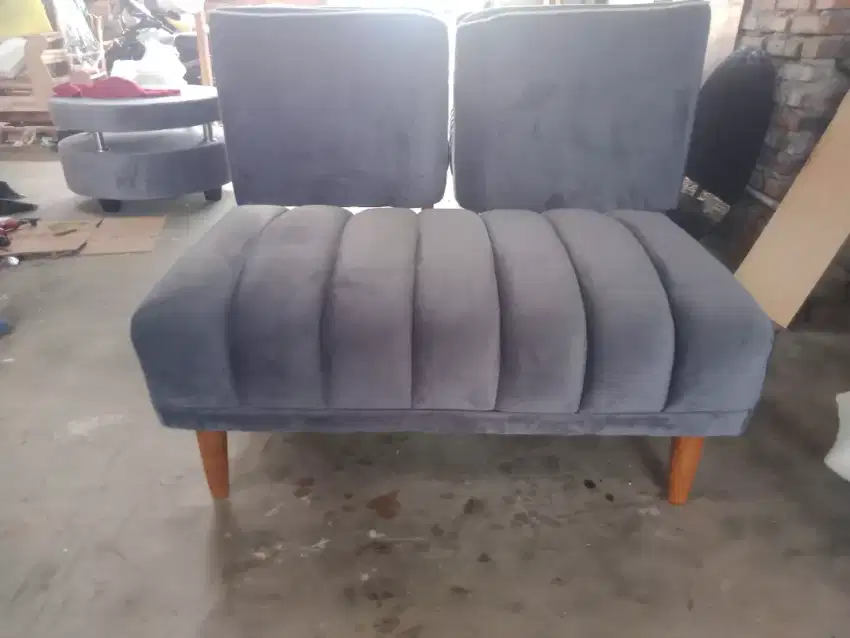 Rafie Sofa/sofa panjang (puff)