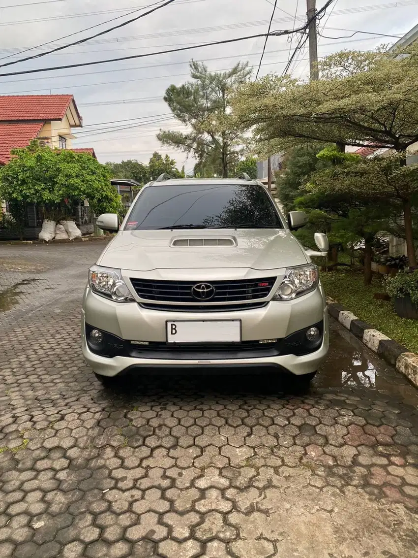 DIJUAL Fortuner G 2.5 diesel th 2009 akhir udh di rubah Fortuner 2015