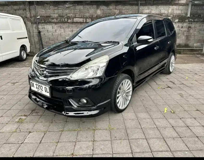 Livina XV 2018 AT (DP15JT)